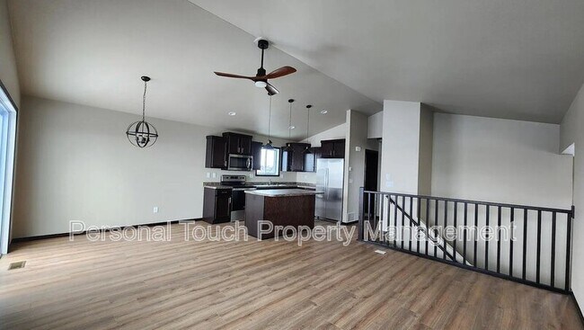 Foto del edificio - 6880 67th St S