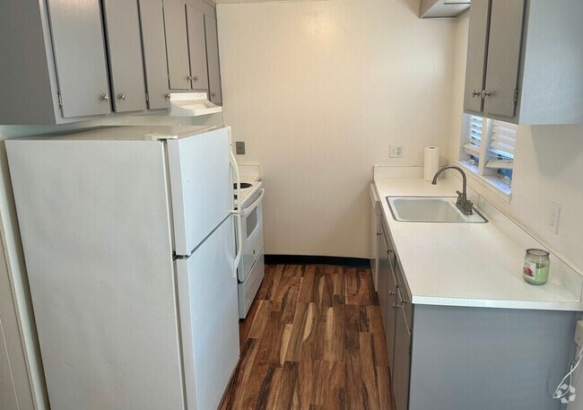 Oakmont Apartments