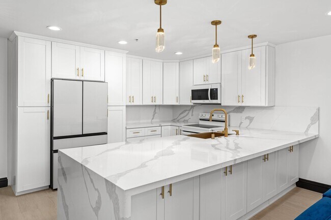 Foto del edificio - Stunning & fully upgraded 1BR/1BA residence in the heart of Little Italy
