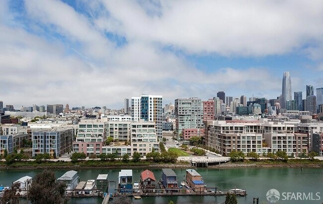 Foto del edificio - 708 Long Bridge St