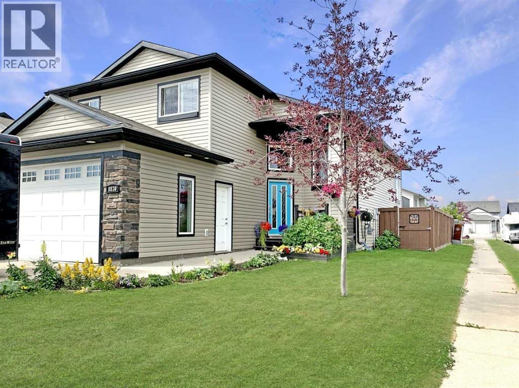 Primary Photo - 8830-888B 88B St