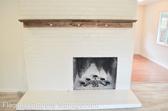 Building Photo - 3 br, 2 bath House - 774 Harvard Drive