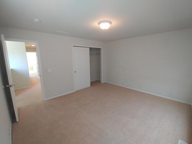 Building Photo - 8170 Elk River View