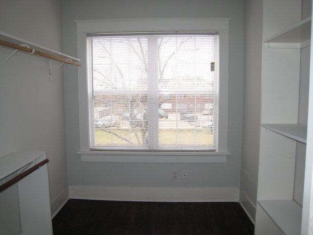 Building Photo - 1808 Hadley St