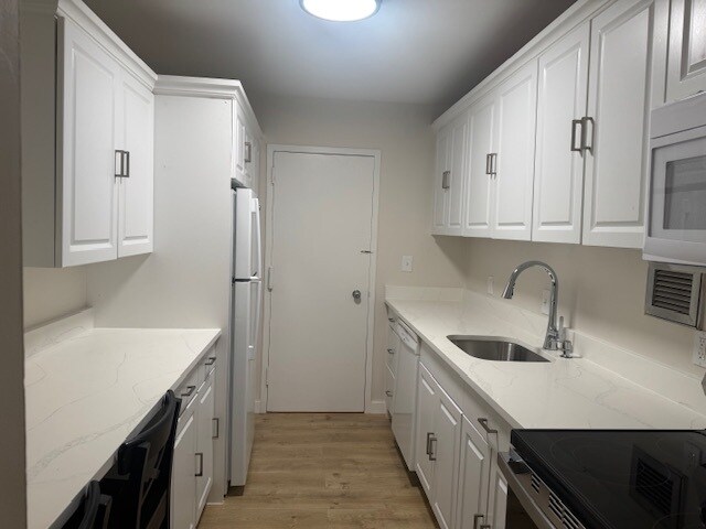 Building Photo - 7505 Democracy Blvd