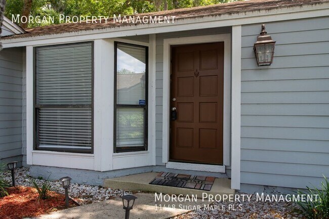 Foto del edificio - 11448 Sugar Maple Pl S