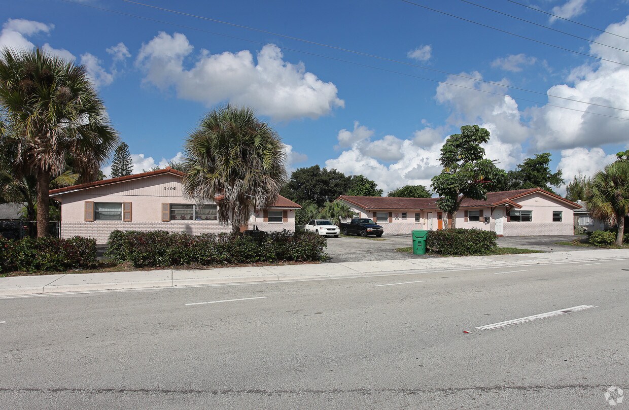 Foto del edificio - 3406 Riverside Dr