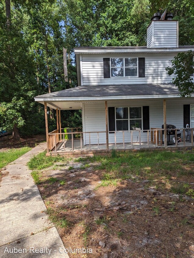 Primary Photo - 2 br, 1.5 bath House - 116 Springwood Lake...