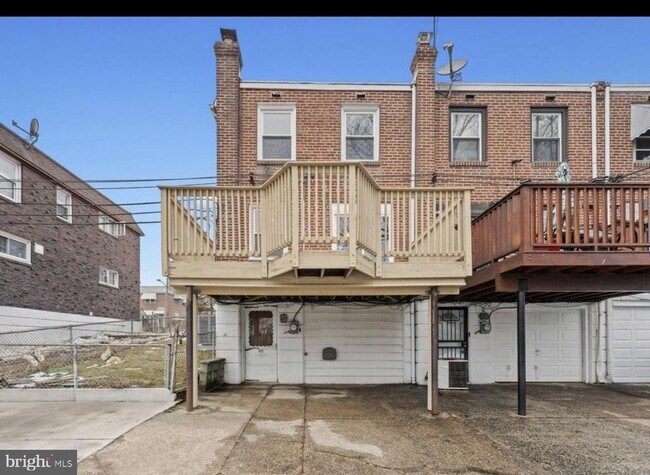 Building Photo - 622 Magnolia Ave