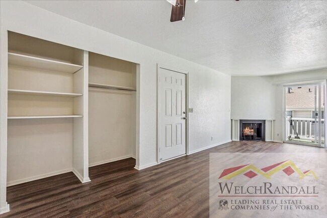 Foto del edificio - Cozy & Convenient 2-Bed, 1-Bath Condo in Roy!