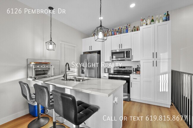 Foto del edificio - 6126 Pembroke Dr