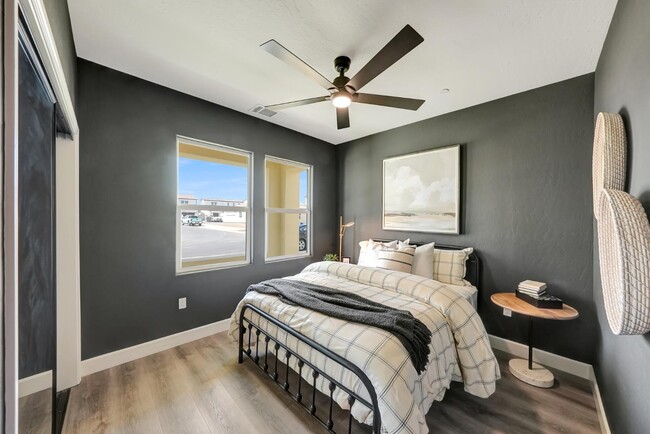 Building Photo - 2148 W Solo Wy