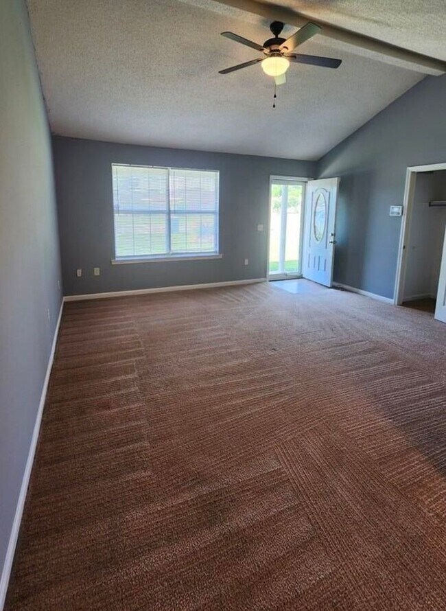 Building Photo - 1302 Loblolly Dr