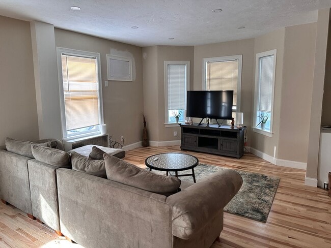 Photo - EXTREMELY GORGEOUS 5 BED 3.5 BATH IN NEWTON!!! BRAND NEW RENOVATION!!! Townhome