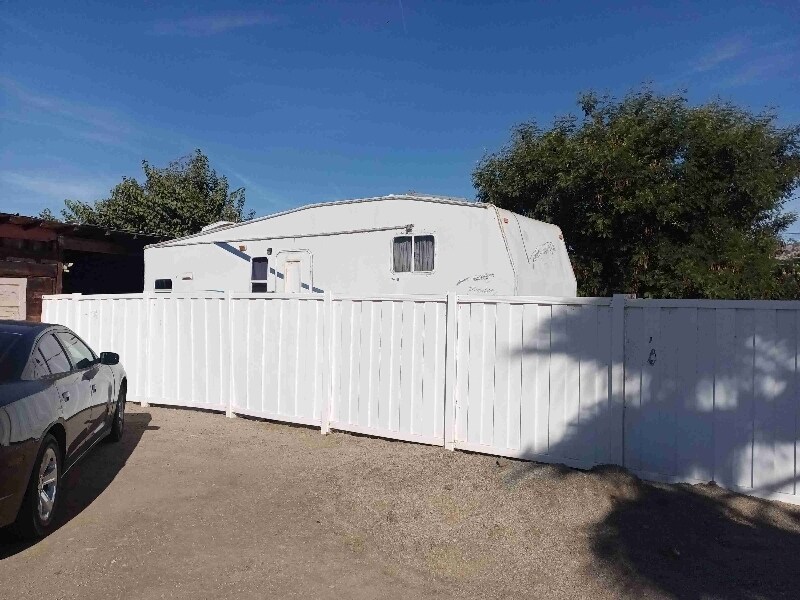 2333 E Springville Ave, Porterville, CA 93257 House Rental in