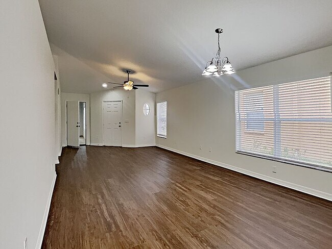 Building Photo - 8146 Canterbury Lake Blvd