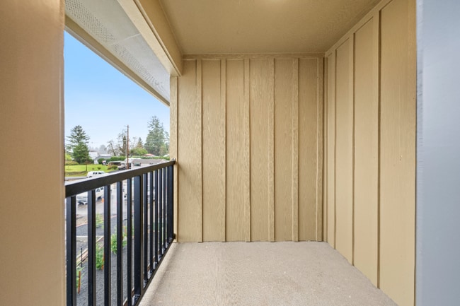 Foto del edificio - 1335 SE Jetty Ave