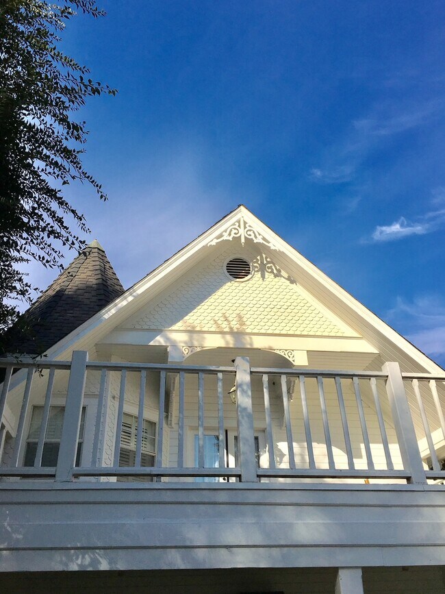 Foto del edificio - 7697 South Reed Avenue