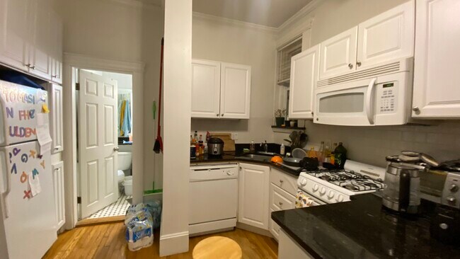 Building Photo - 55 Hemenway St