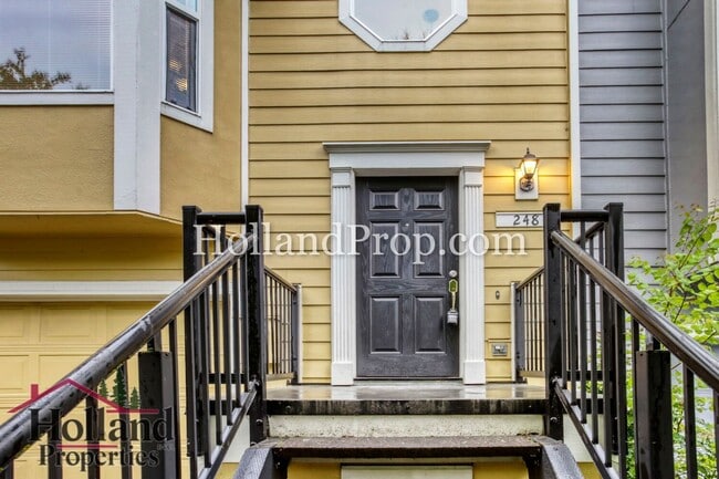 Foto del edificio - Beautifully Remodeled Beaverton Townhouse!