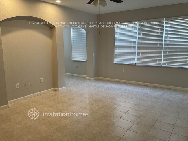 Foto del edificio - 14233 Turning Leaf Dr