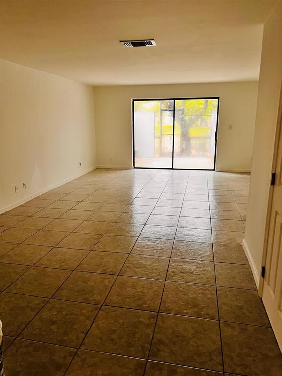 Foto del edificio - 1430 NW 97th Ave