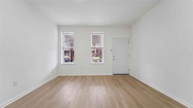 Building Photo - 1628 W Lehigh Ave