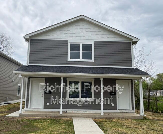 Foto del edificio - 2538 Columbia Ave