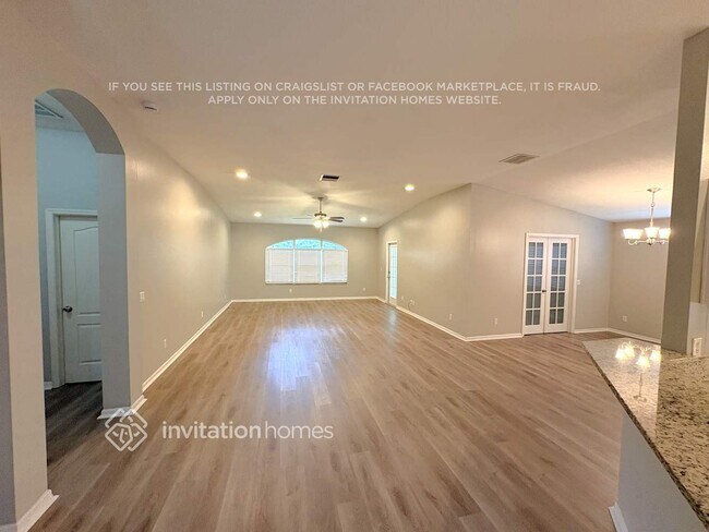 Foto del edificio - 5902 Falconpark Ct