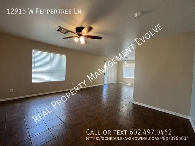 Foto del edificio - 12915 W Peppertree Ln