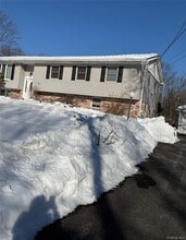 Building Photo - 14 Alary Rd