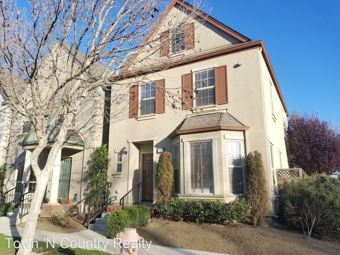 Primary Photo - 3 br, 2.5 bath House - 351 Soberanes Street