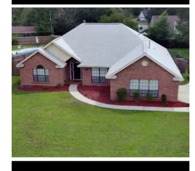 Foto del edificio - 1919 Saddle Brook Dr