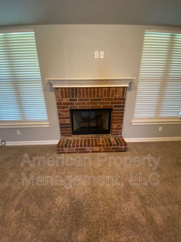 Building Photo - 5312 Charleston Dr