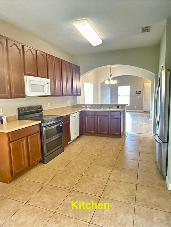 Photo - 16089 Old Ash Loop Townhome