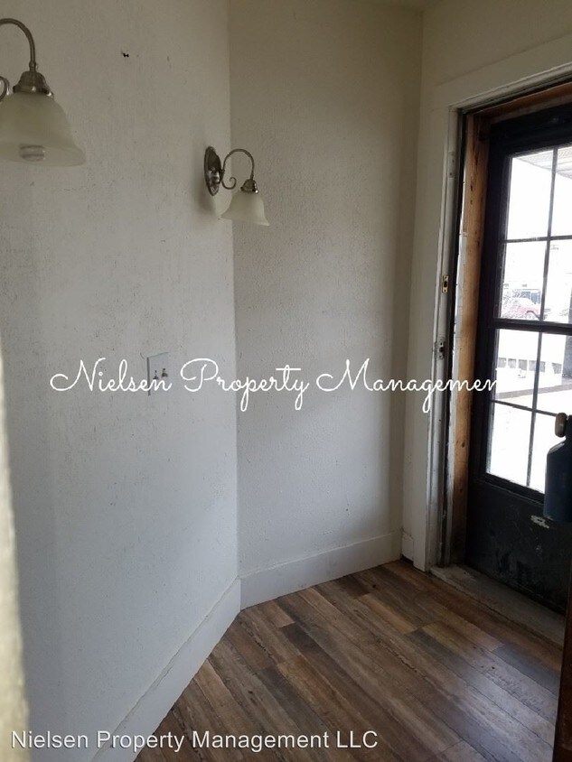 Primary Photo - 2 br, 1 bath House - 2106 Silverbow Blvd