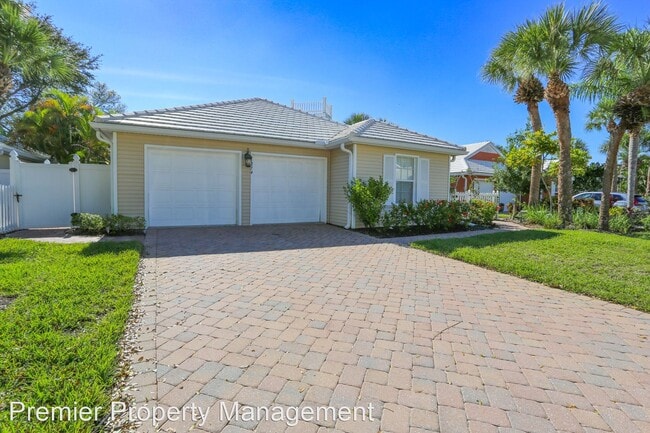 Building Photo - 3 br, 2 bath House - 1274 Silverstrand Drive