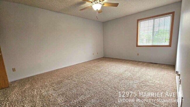Foto del edificio - 12975 Harriet Ave S