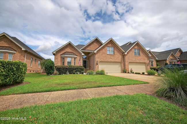 Building Photo - 3253 Gardenwood Dr