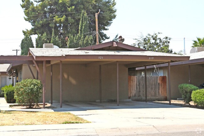 Building Photo - 519-525 E Cypress Ave