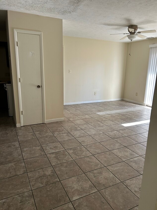 Building Photo - 3129 Burlew Blvd