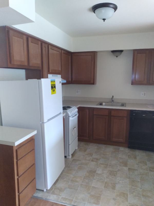 Foto del edificio - 4849 Briarwood Ave