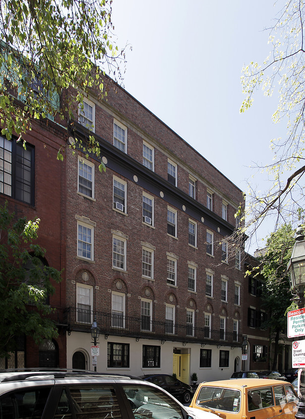 Primary Photo - 128 Chestnut St