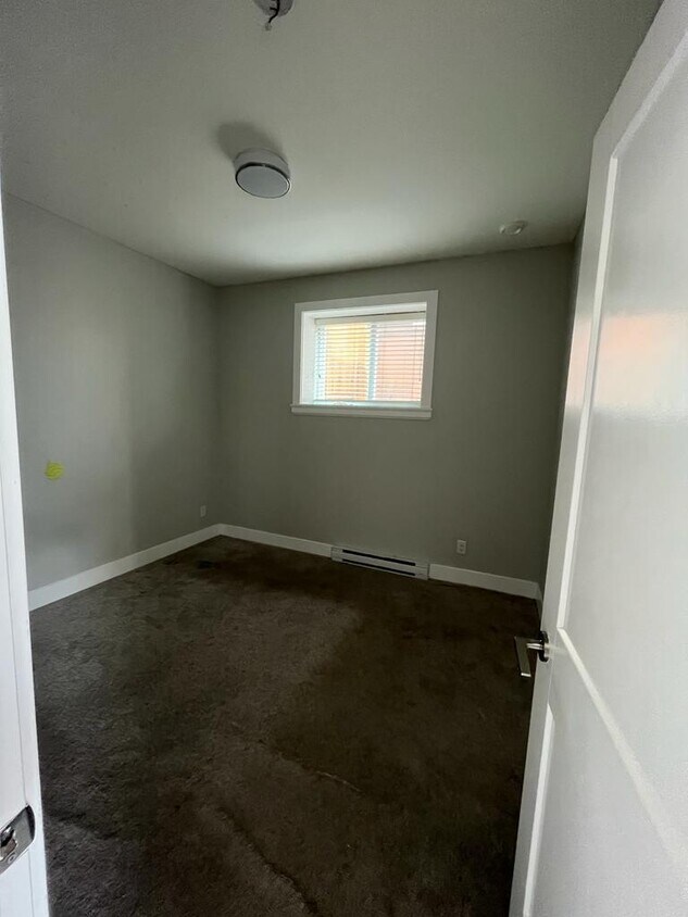 Primary Photo - 7673 155 St
