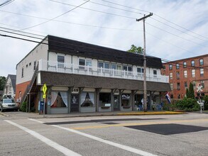 Building Photo - 148 Front St