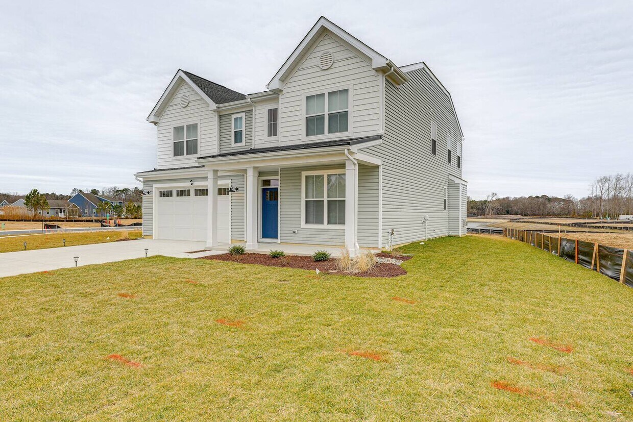 Foto principal - 23525 E Gate Dr