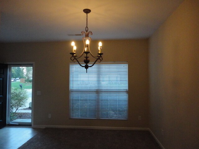 Building Photo - 4461 Garden Club St