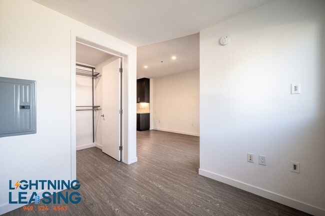 Building Photo - 11403 Chandler Blvd