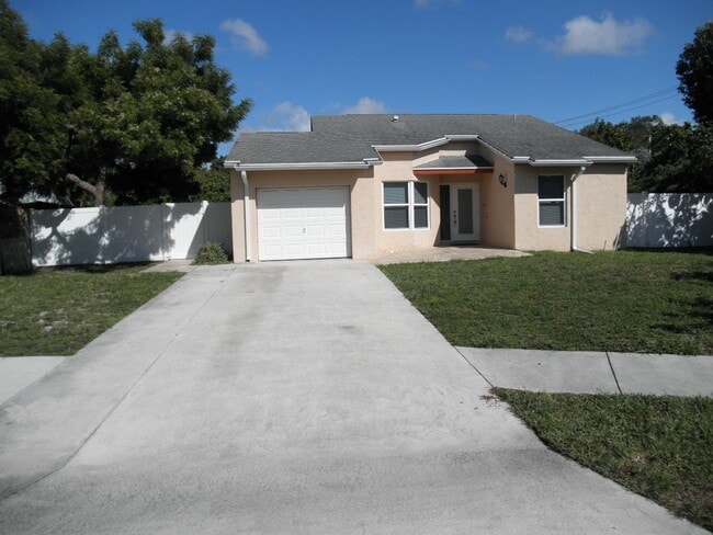 Building Photo - Caldwell Heights In Boca Raton