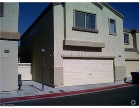 Building Photo - 6434 N Buttercup Creek St